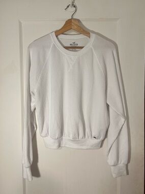 HOLLISTER White Waffle-Knit Sweater